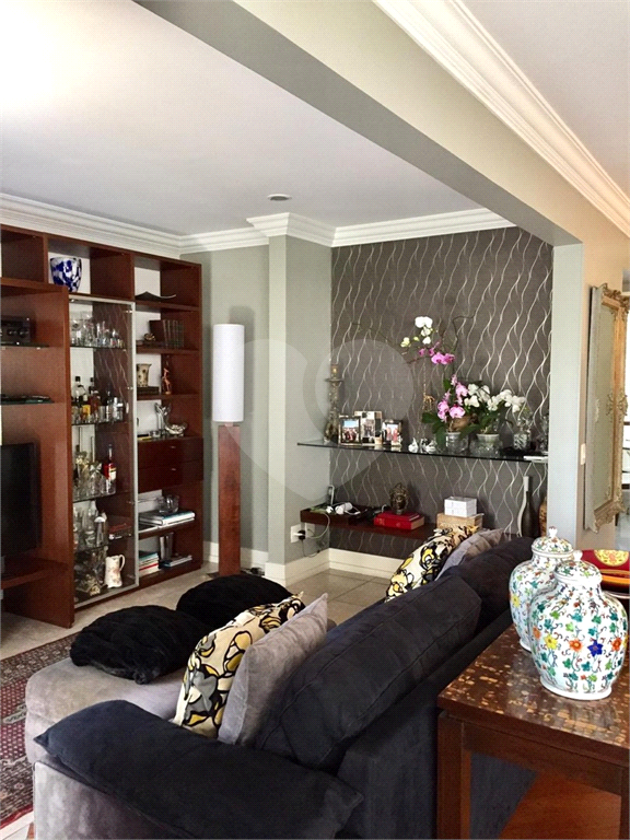 APARTAMENTO COM 3 DORMITÓRIOS E 3 VAGAS À VENDA NO MORUMBI