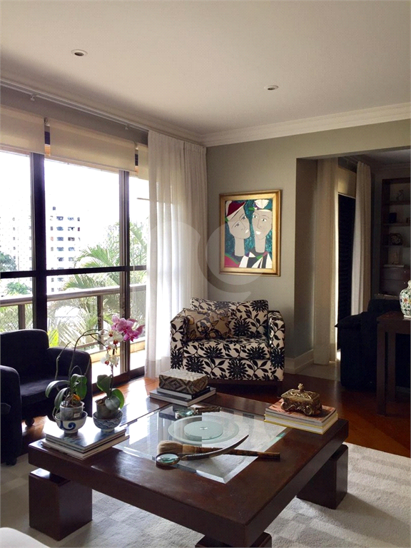 APARTAMENTO COM 3 DORMITÓRIOS E 3 VAGAS À VENDA NO MORUMBI