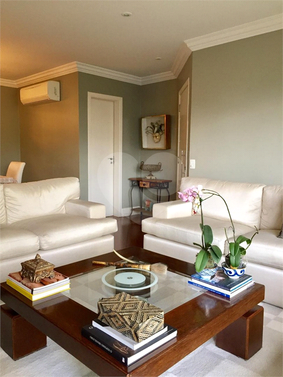 APARTAMENTO COM 3 DORMITÓRIOS E 3 VAGAS À VENDA NO MORUMBI