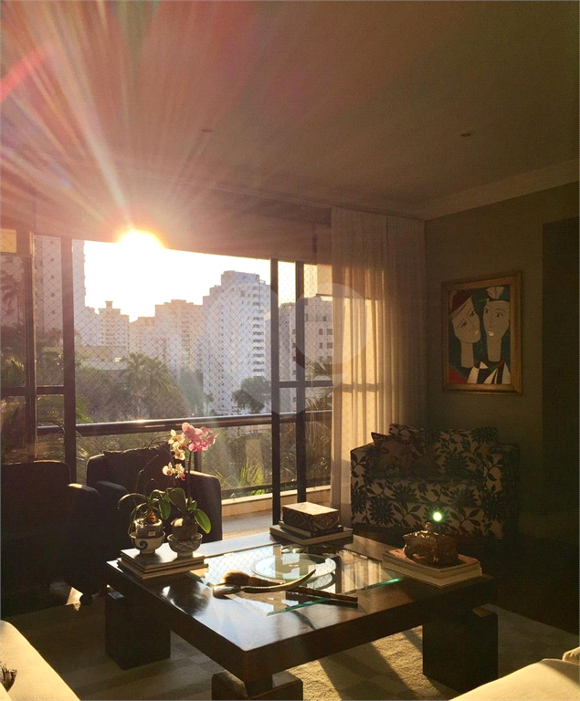 APARTAMENTO COM 3 DORMITÓRIOS E 3 VAGAS À VENDA NO MORUMBI
