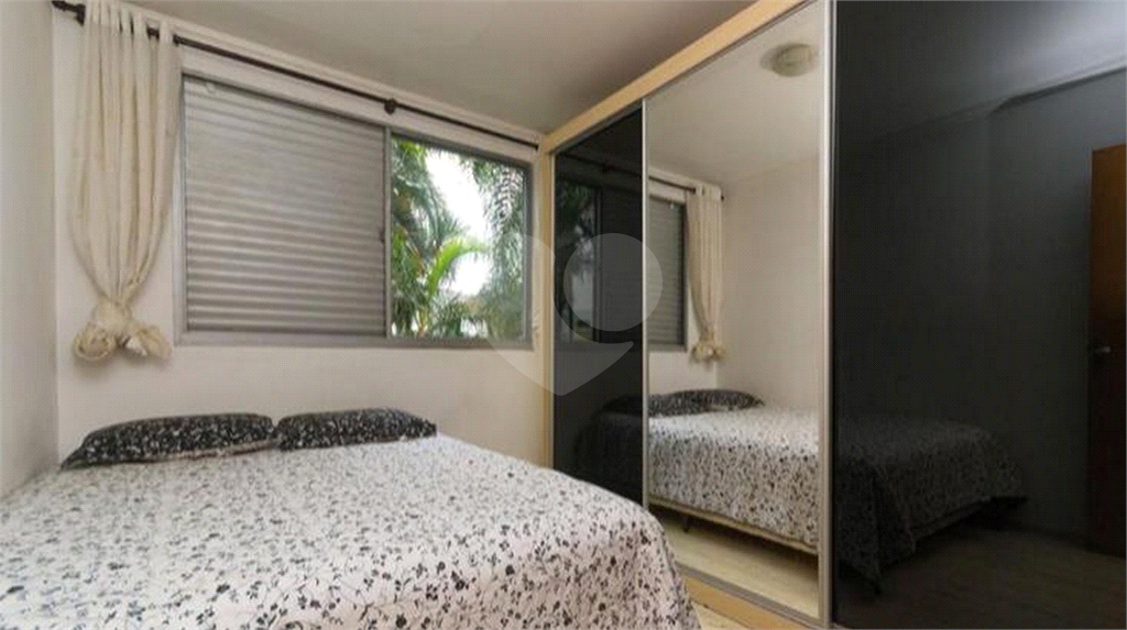 APARTAMENTO em VILA MASCOTE