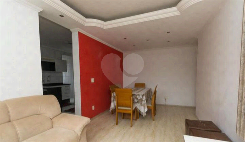 APARTAMENTO em VILA MASCOTE