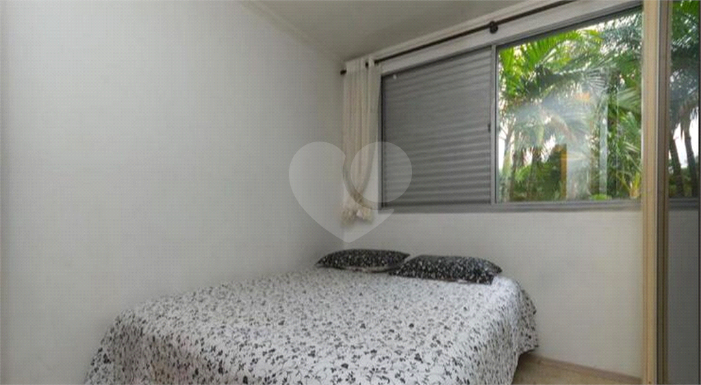 APARTAMENTO em VILA MASCOTE
