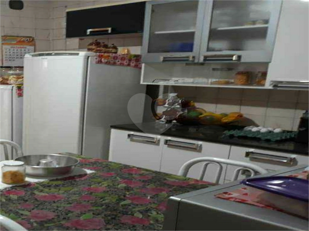Sobrado residencial e comercial