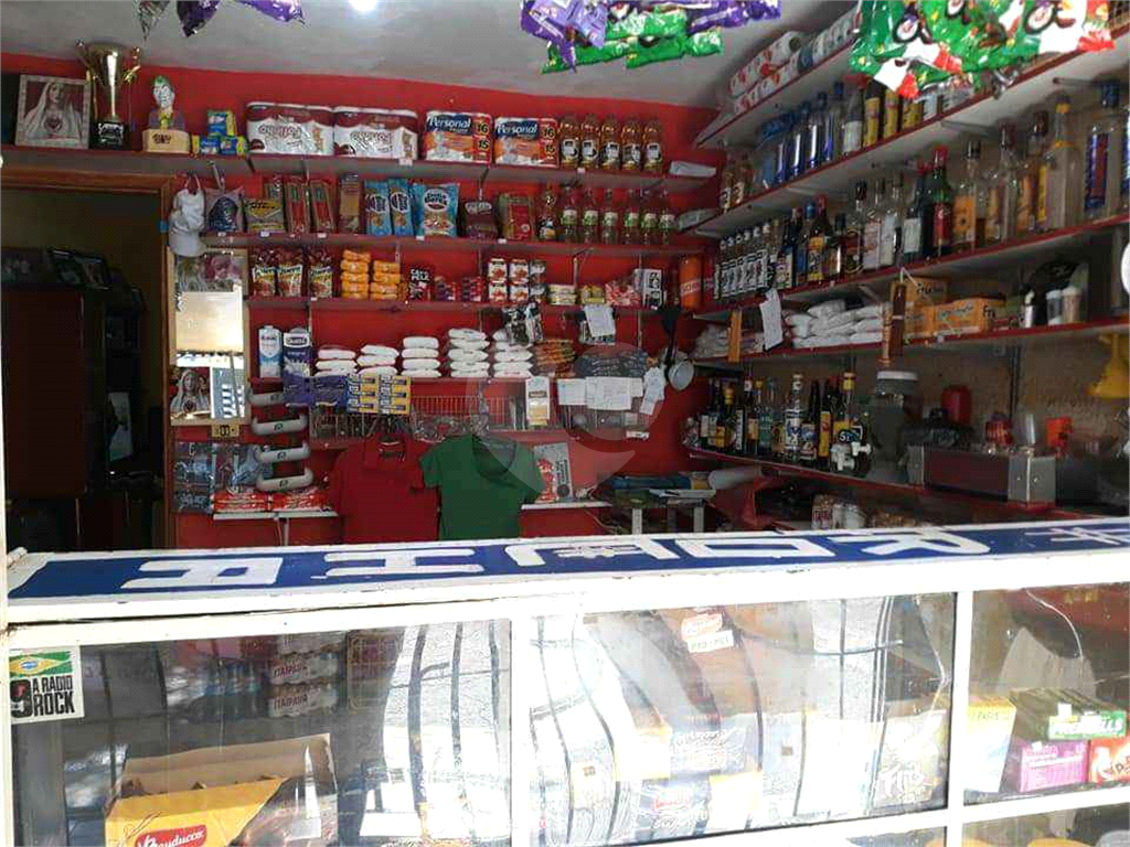 Sobrado residencial e comercial