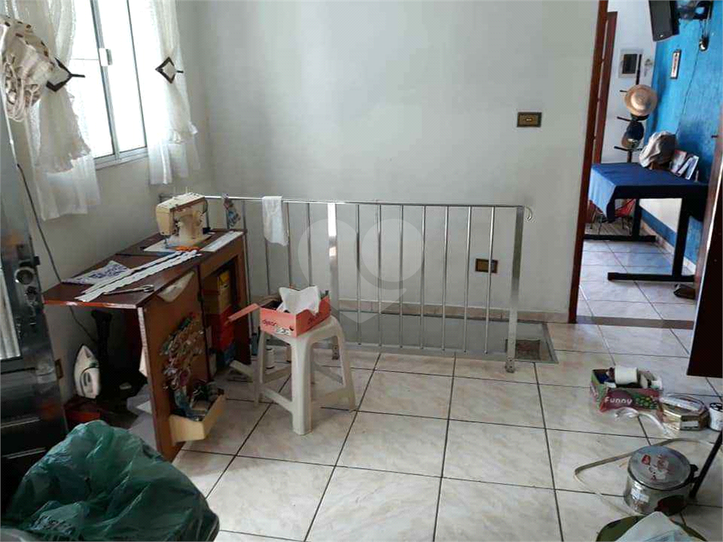 Sobrado residencial e comercial