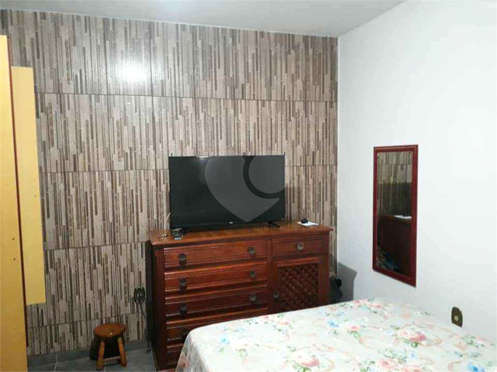 Sobrado residencial e comercial