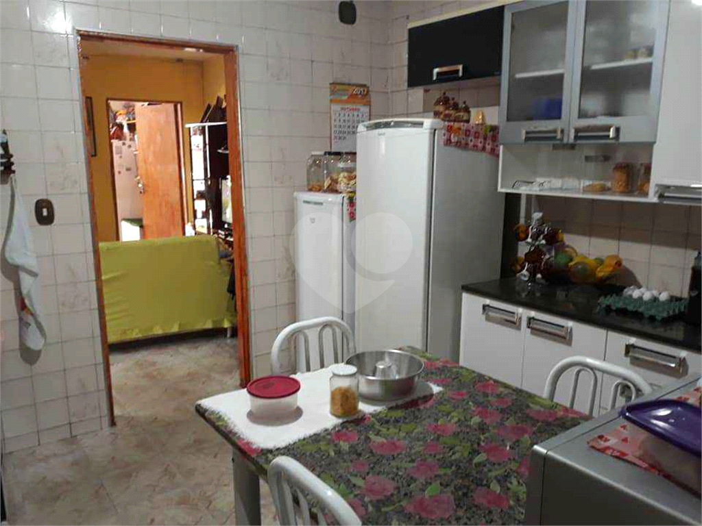 Sobrado residencial e comercial