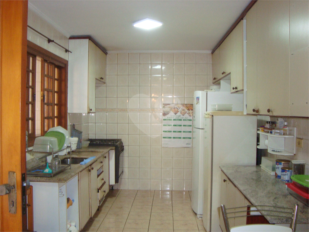 Sobrado à venda com 3 quartos, 180m² - Foto 4