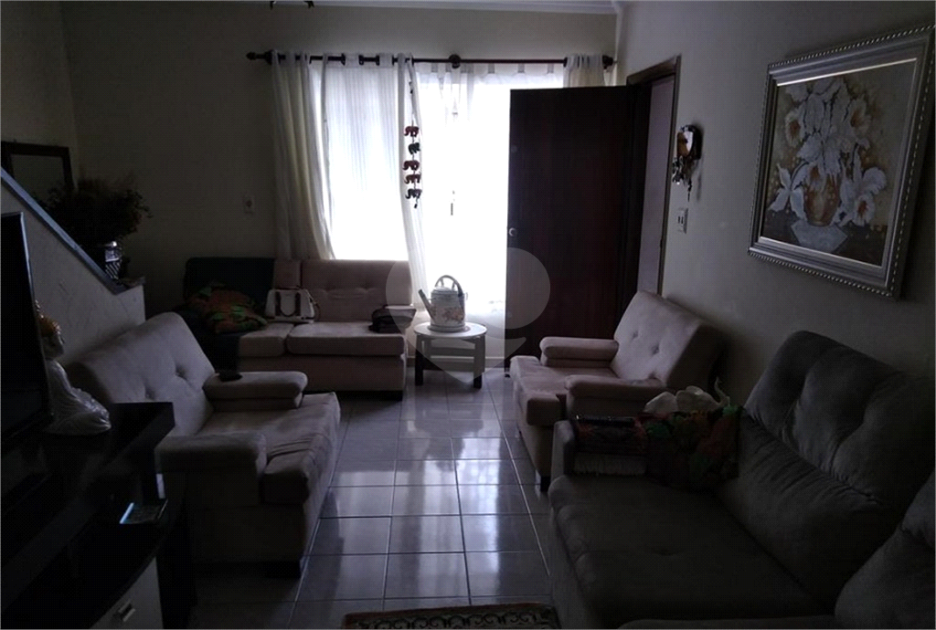 Excelente sobrado com 3 quartos amplos!