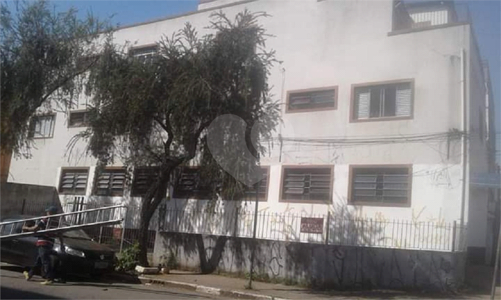SALÃO COMERCIAL NO CORAÇÃO DO BOM RETIRO - COMERCIO ABUNDANTE E DIVERSIFICADO NA REGIÃO