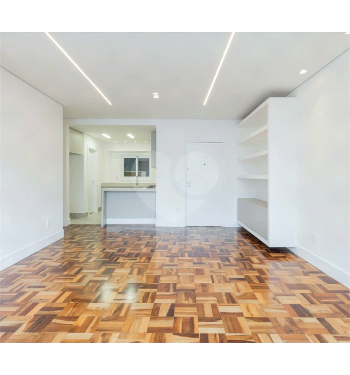 Apartamento à venda no JARDIM PAULISTA com 130 m²