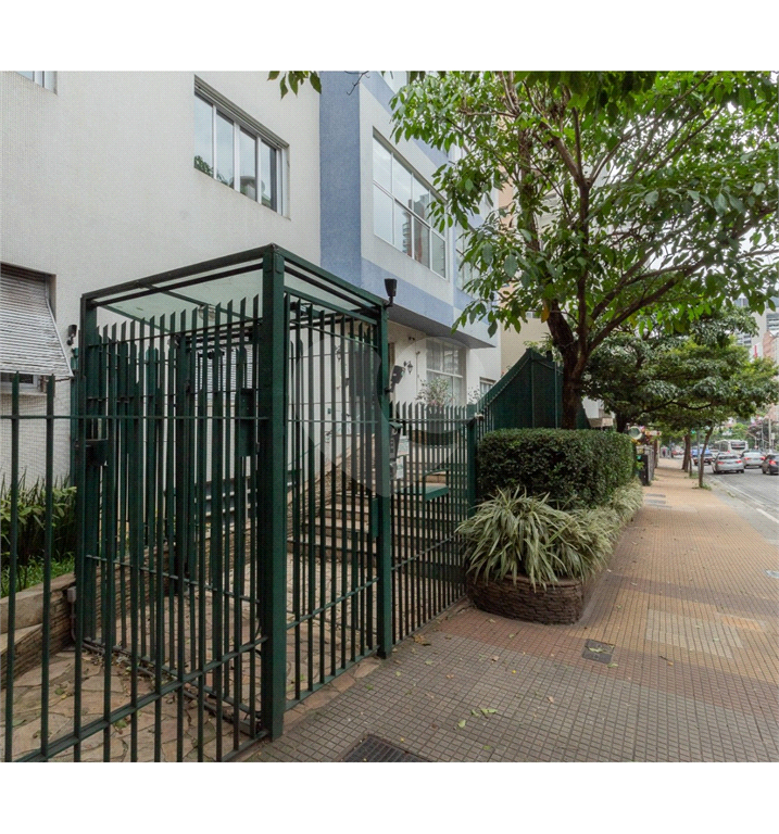 Apartamento à venda no JARDIM PAULISTA com 130 m²