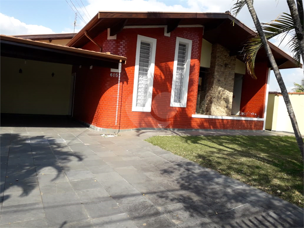 CASA em JARDIM RESIDENCIAL DOUTOR LESSA