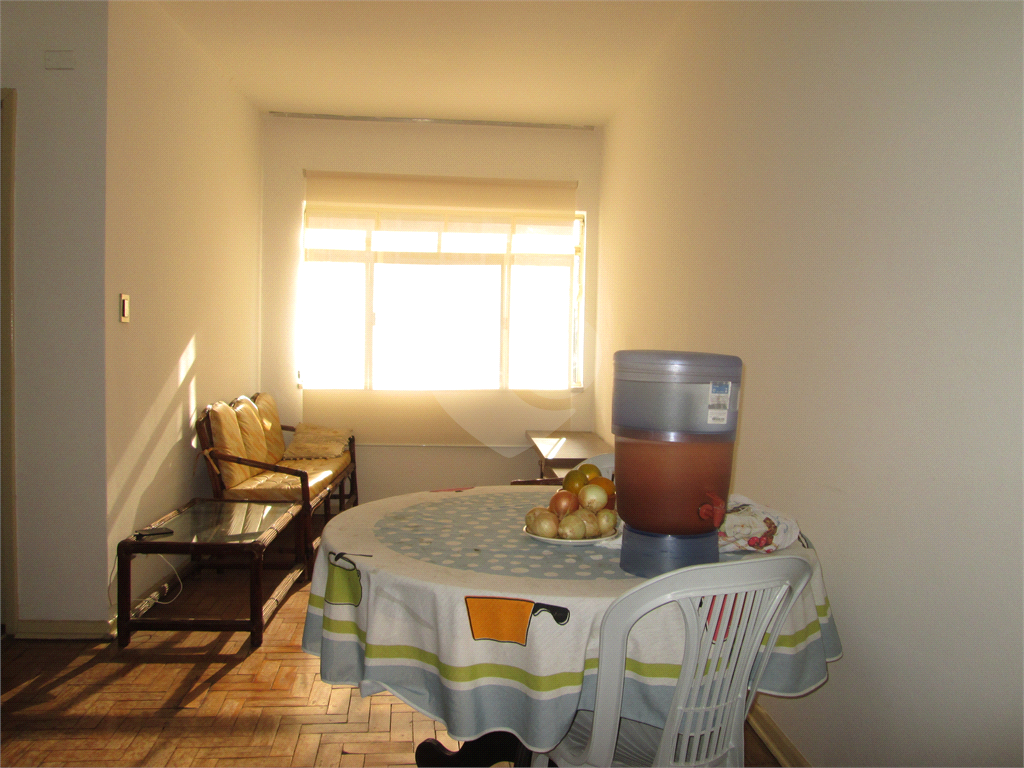 Apartamento de 72 m² com 02 dormitórios - Vila Mariana