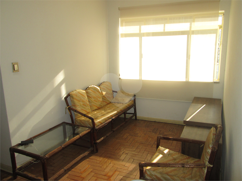 Apartamento de 72 m² com 02 dormitórios - Vila Mariana