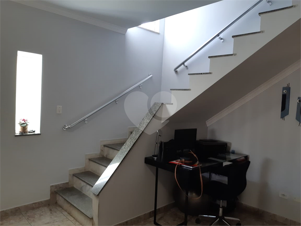 Sobrado à venda com 3 quartos, 180m² - Foto 5