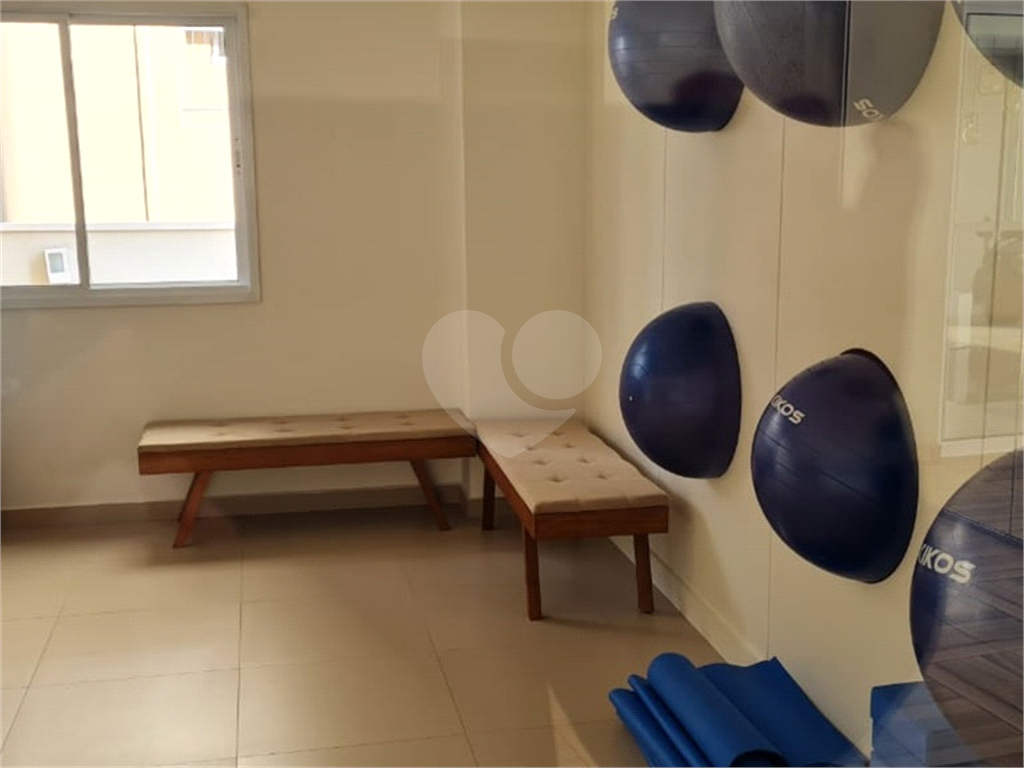 Apartamento à venda com 1 quarto, 42m² - Foto 3