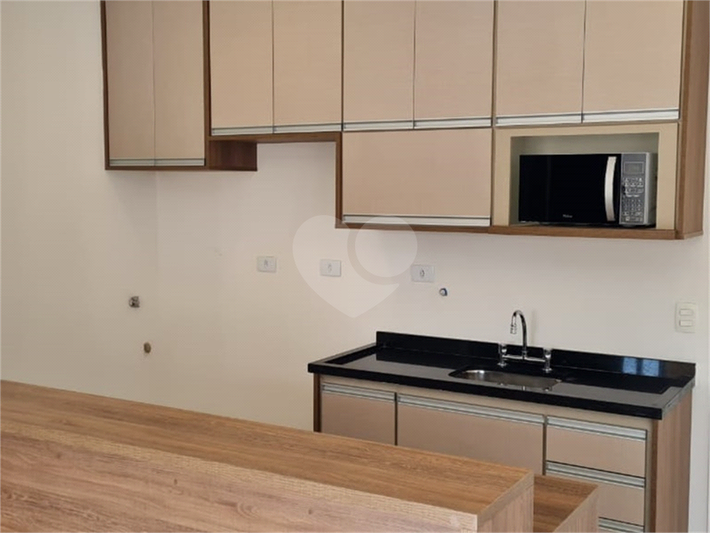 Apartamento à venda com 1 quarto, 42m² - Foto 2