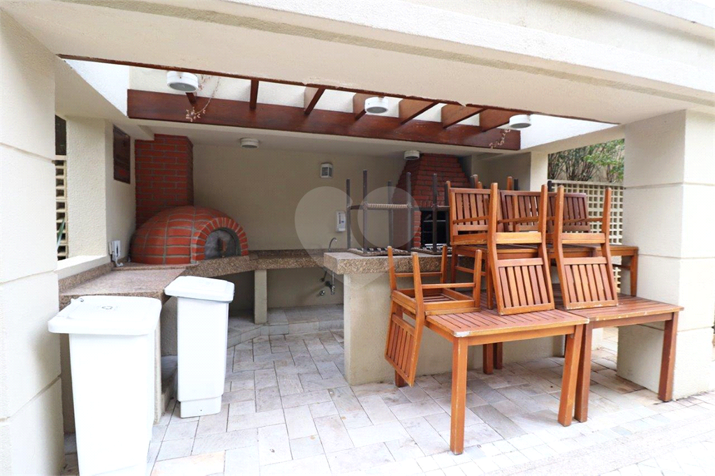 Imóvel de 153m² 3 suítes, sala de estar ampla com 2 ambientes, 3 vagas condomínio clube Vila Romana