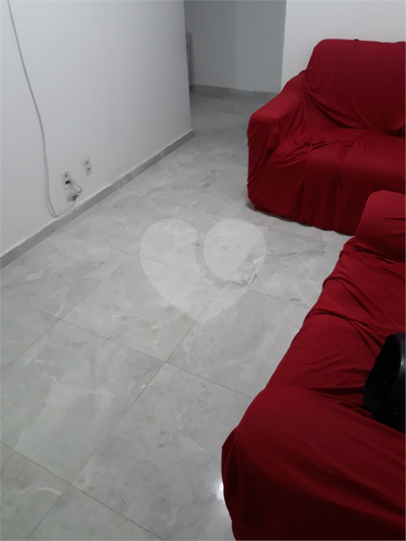 APARTAMENTO em BOM RETIRO