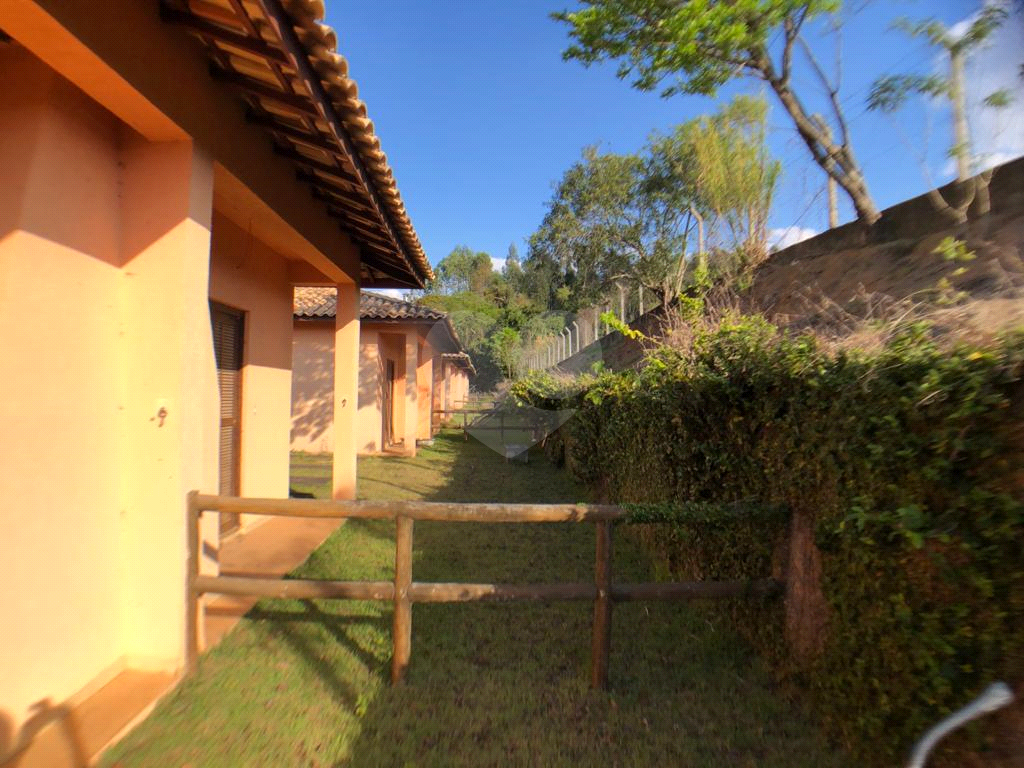 Chácara em Atibaia- Terreno de 35 mil metros quadrados, com  casa alto padrão de  600Mts construídos