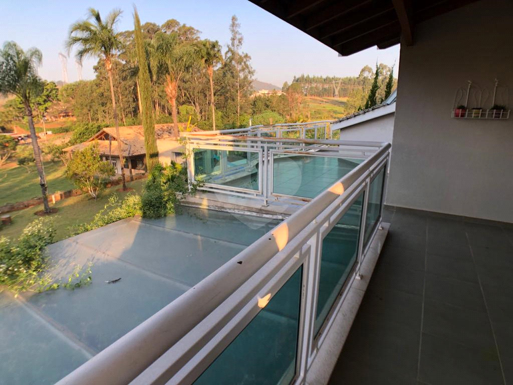 Chácara em Atibaia- Terreno de 35 mil metros quadrados, com  casa alto padrão de  600Mts construídos