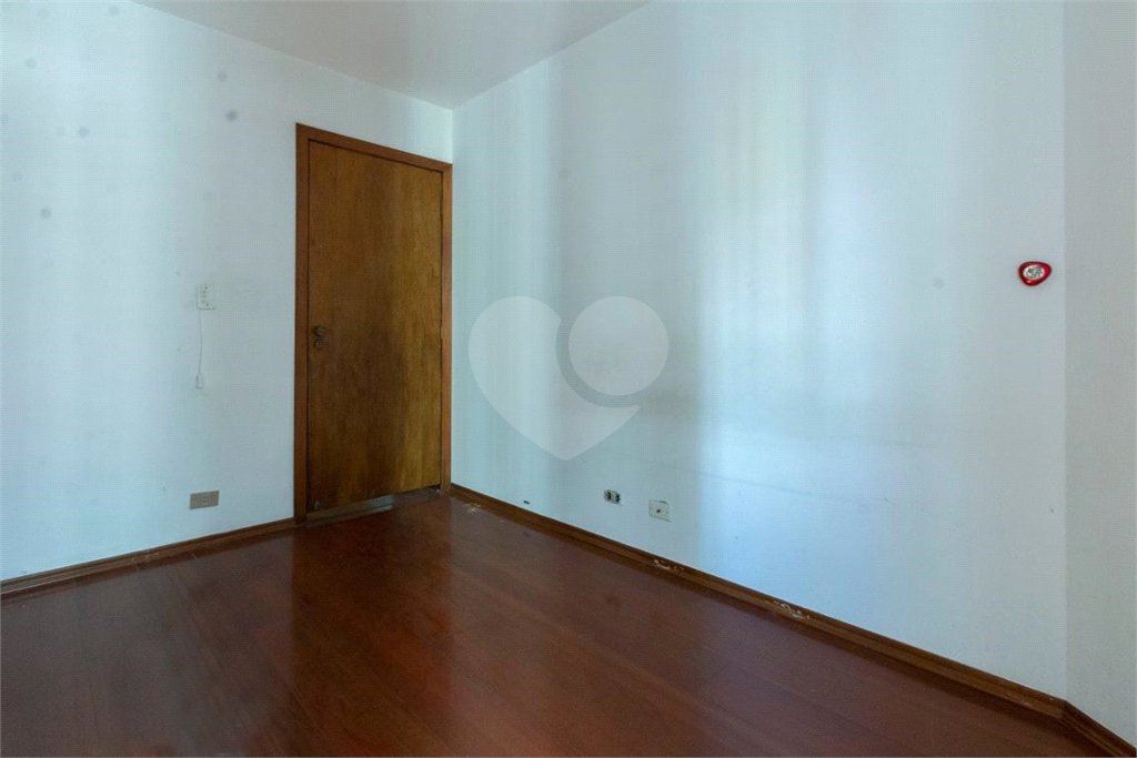 APARTAMENTO em SANTANA