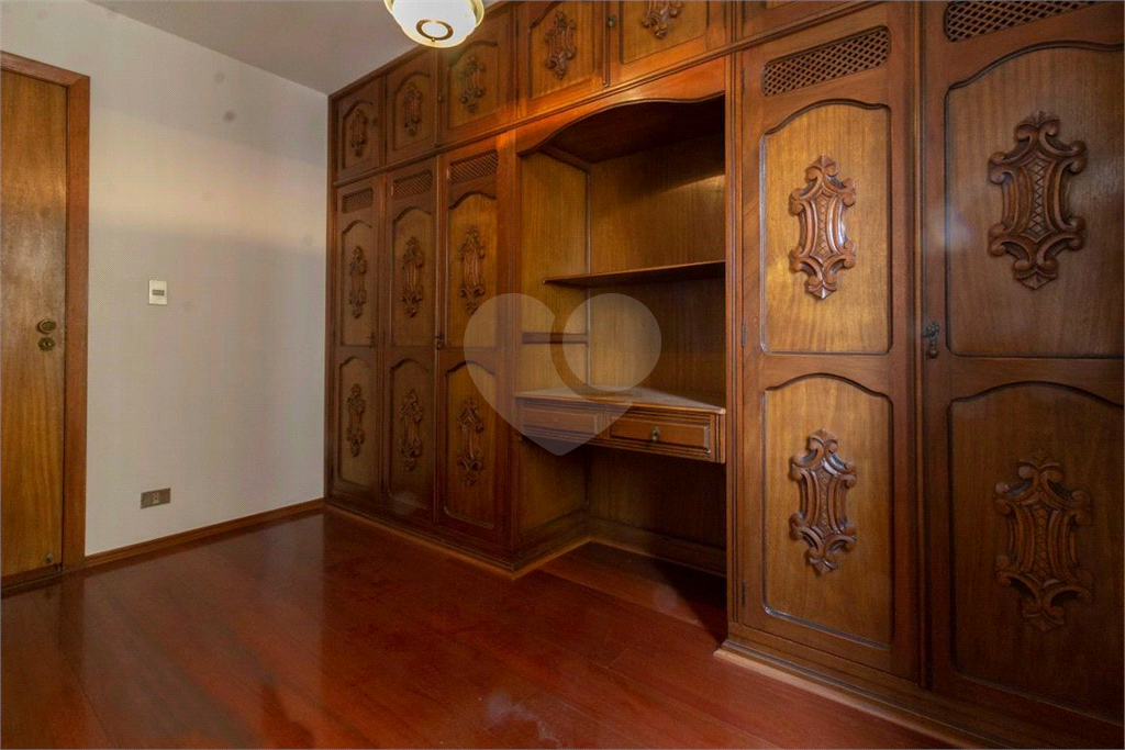 APARTAMENTO em SANTANA