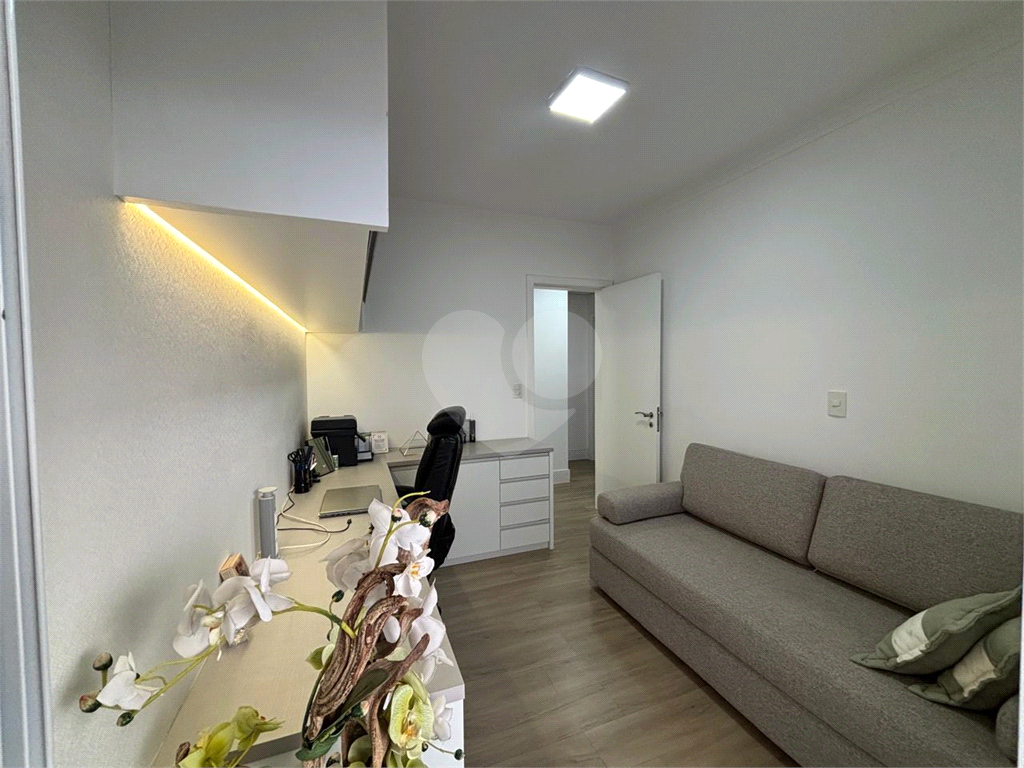 Apartamento, 4 dormitórios, 3 suítes, 4 vagas, varanda Gourmet