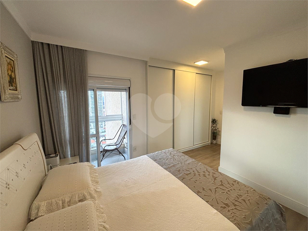 Apartamento, 4 dormitórios, 3 suítes, 4 vagas, varanda Gourmet