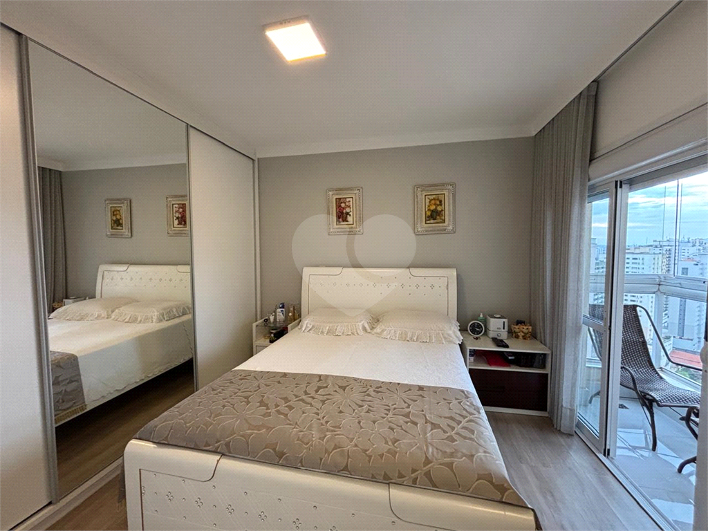 Apartamento, 4 dormitórios, 3 suítes, 4 vagas, varanda Gourmet