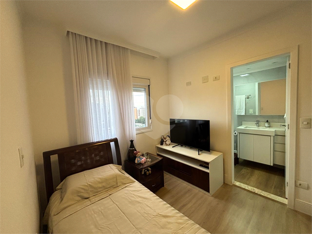 Apartamento, 4 dormitórios, 3 suítes, 4 vagas, varanda Gourmet