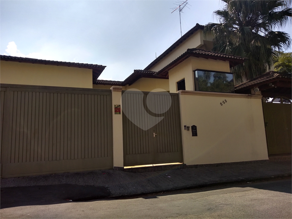 Sobrado alto padrão com 1350m² de terreno