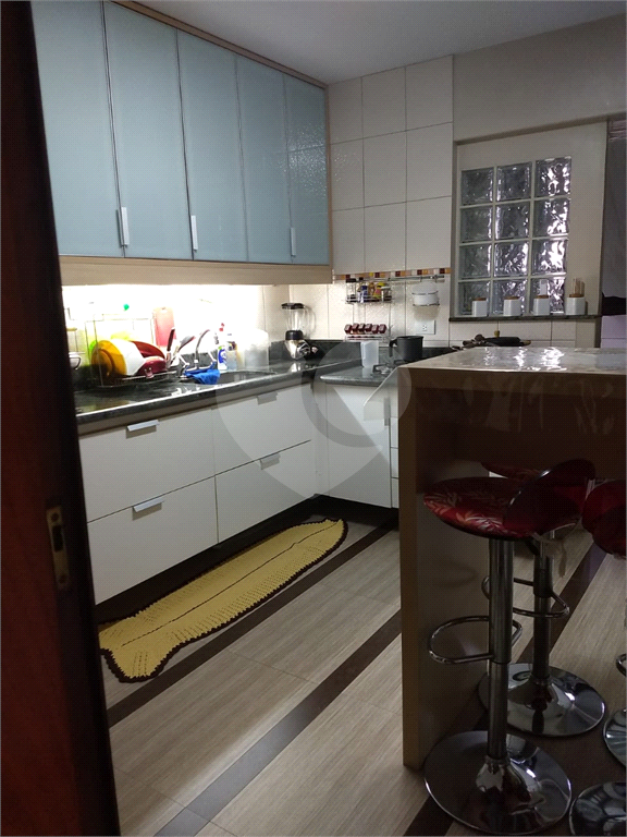 Apto alto de Santana com 2 vagas cobertas e fixas