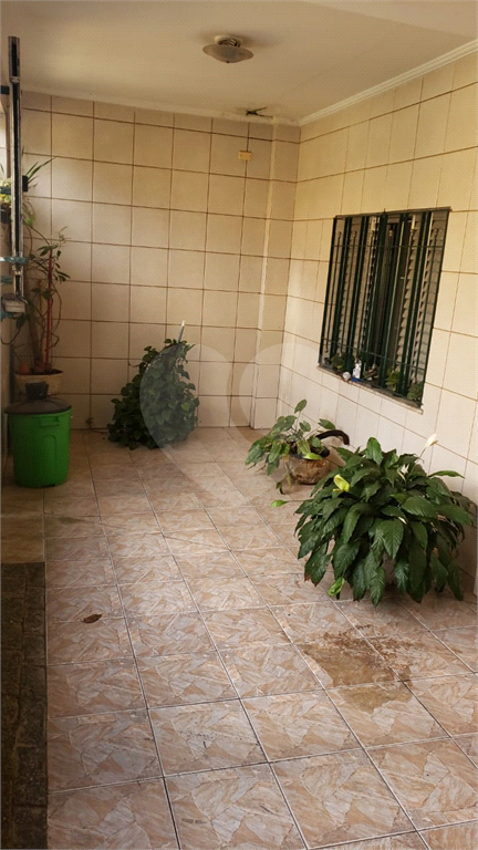 Casa à venda com 2 quartos, 160m² - Foto 17