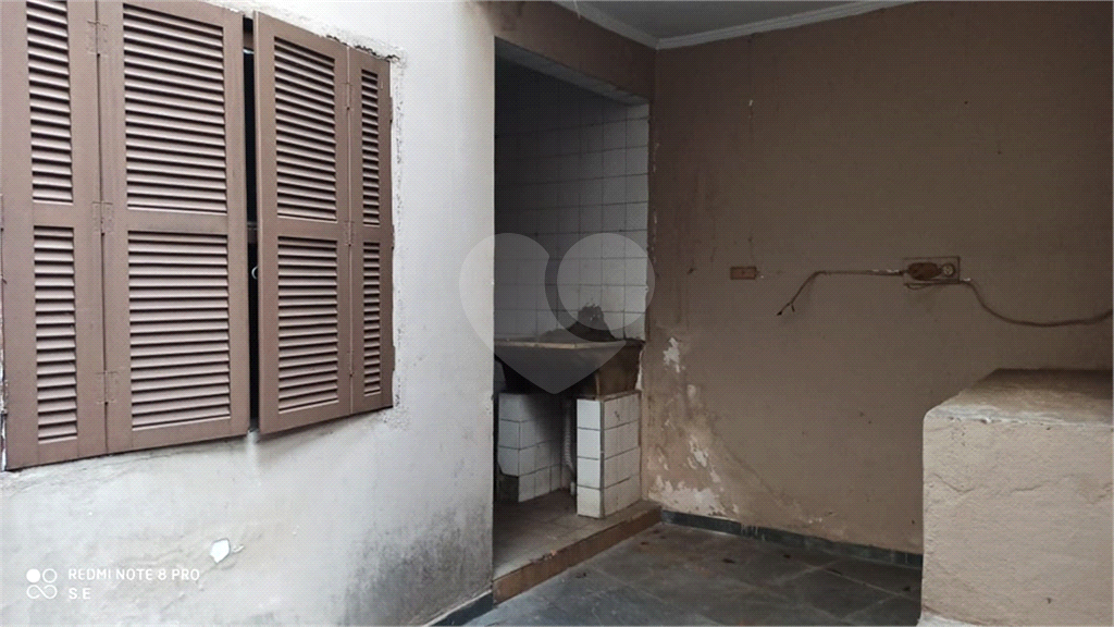 Prédio comercial na Maria Amália Lopes de Azevedo com 290 m² de área útil
