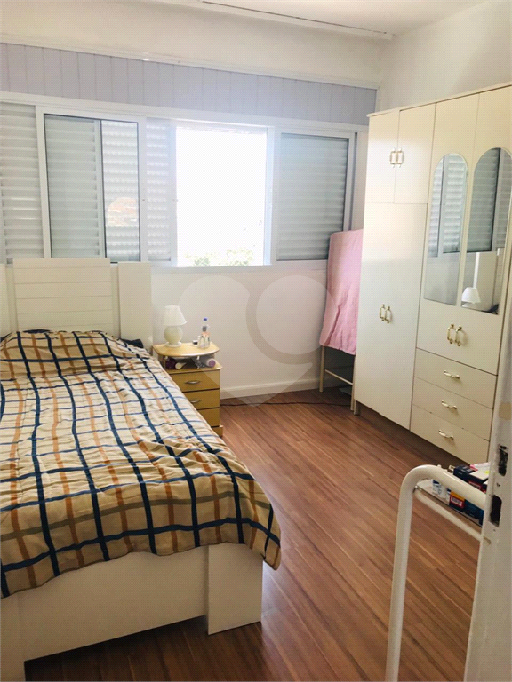 APARTAMENTO em BOM RETIRO