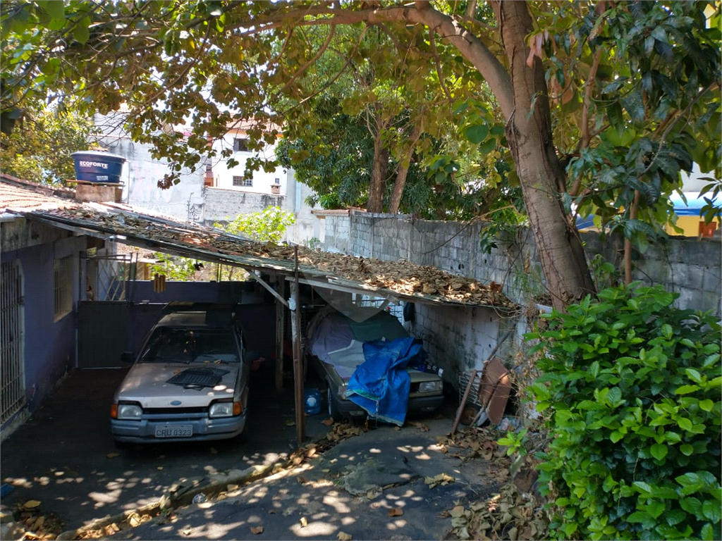 Terreno à venda com 2 quartos, 400m² - Foto 2