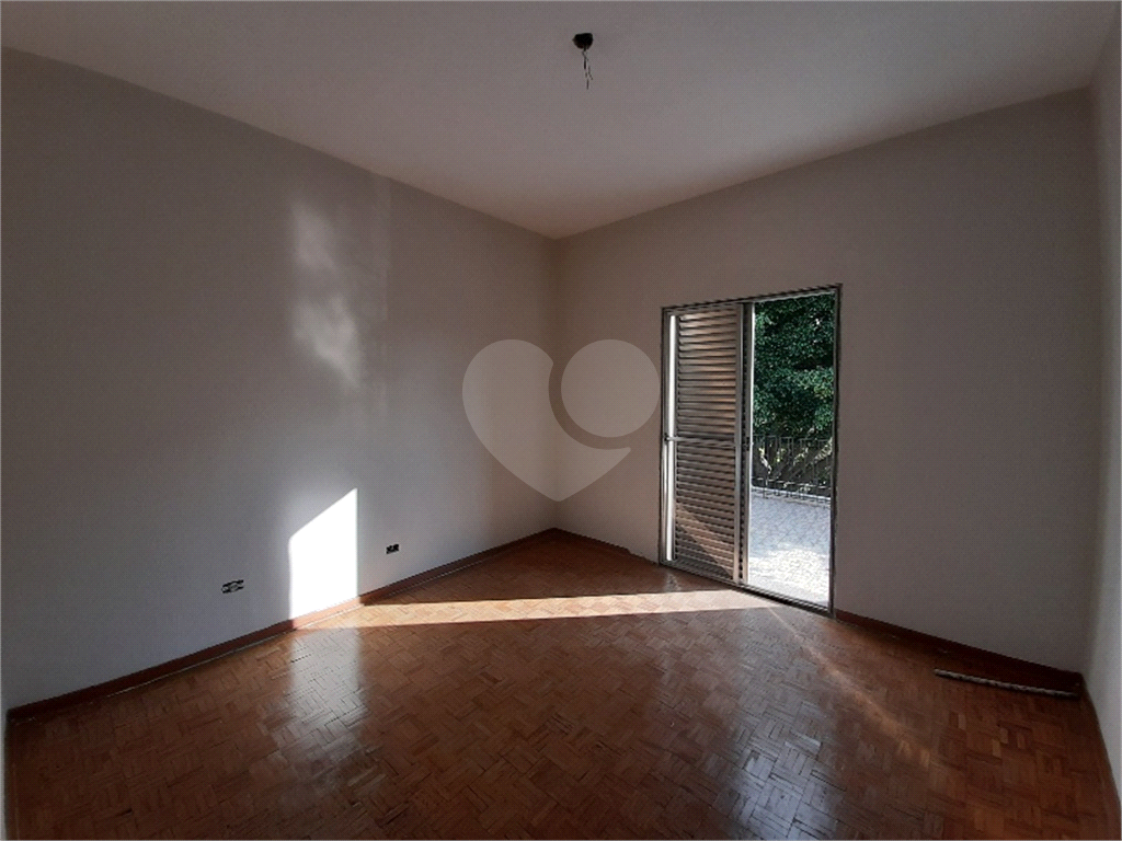 Sobrado à venda com 3 quartos, 183m² - Foto 2