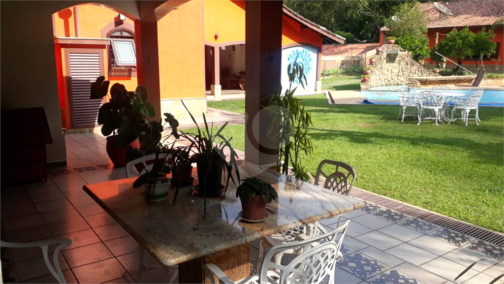 Serra da Cantareira Magnífica Casa com 1970 Metros de Terreno Aceita 70% em Permuta por Apartamento!