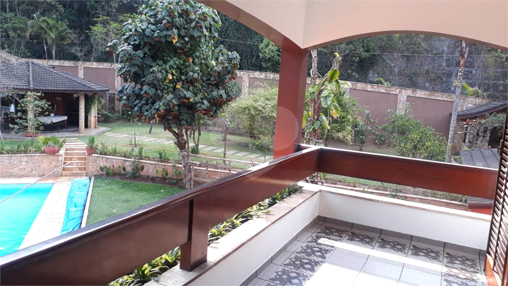 Serra da Cantareira Magnífica Casa com 1970 Metros de Terreno Aceita 70% em Permuta por Apartamento!