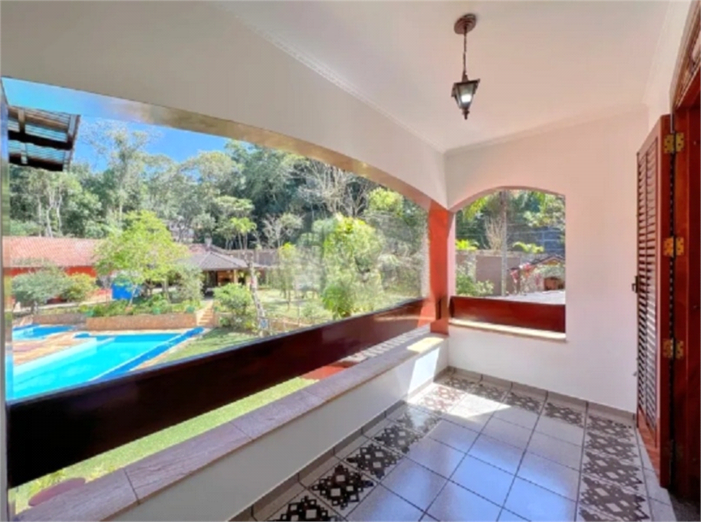 Serra da Cantareira Magnífica Casa com 1970 Metros de Terreno Aceita 70% em Permuta por Apartamento!