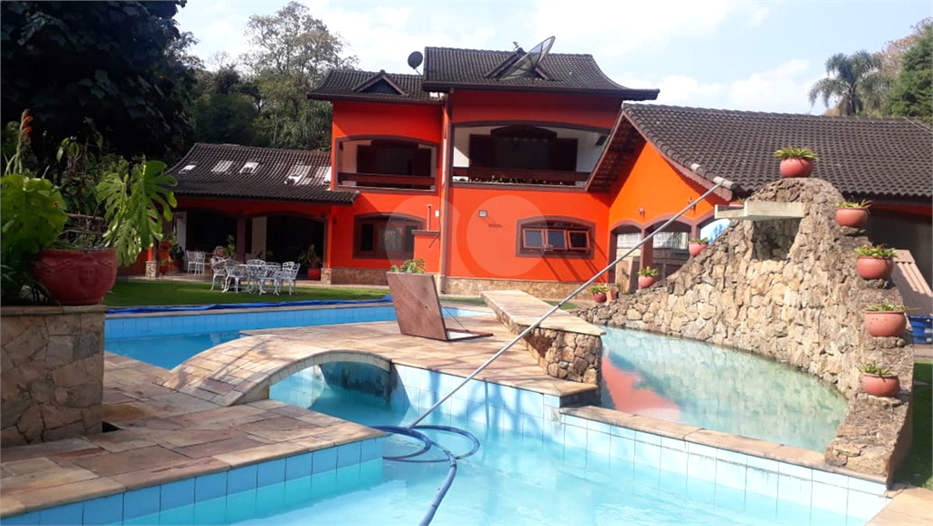 Serra da Cantareira Magnífica Casa com 1970 Metros de Terreno Aceita 70% em Permuta por Apartamento!