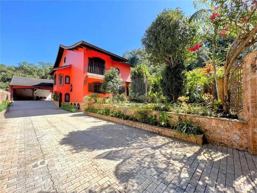 Serra da Cantareira Magnífica Casa com 1970 Metros de Terreno Aceita 70% em Permuta por Apartamento!