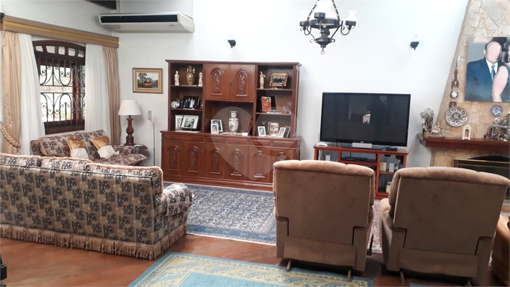 Serra da Cantareira Magnífica Casa com 1970 Metros de Terreno Aceita 70% em Permuta por Apartamento!