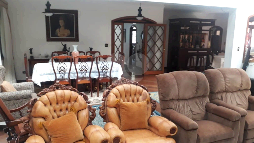 Serra da Cantareira Magnífica Casa com 1970 Metros de Terreno Aceita 70% em Permuta por Apartamento!
