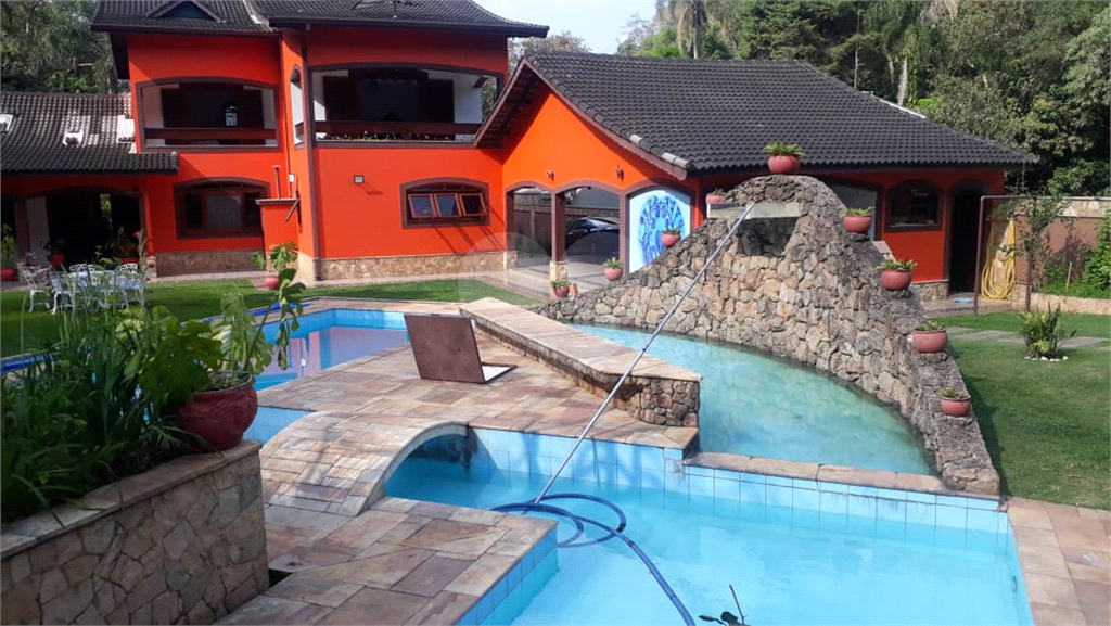 Serra da Cantareira Magnífica Casa com 1970 Metros de Terreno Aceita 70% em Permuta por Apartamento!