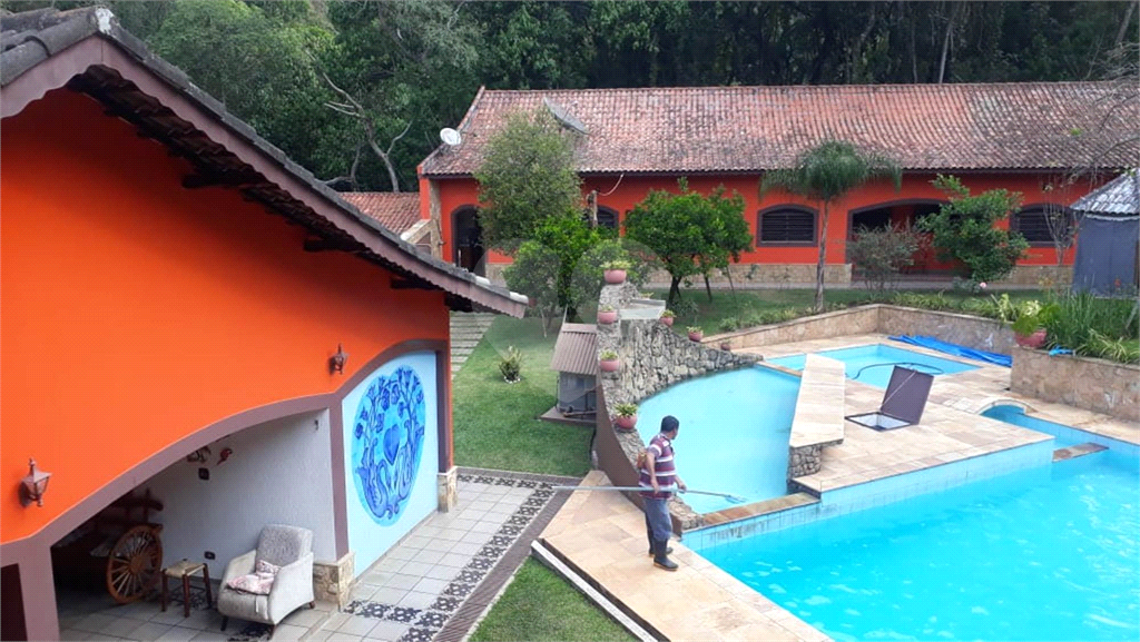 Serra da Cantareira Magnífica Casa com 1970 Metros de Terreno Aceita 70% em Permuta por Apartamento!