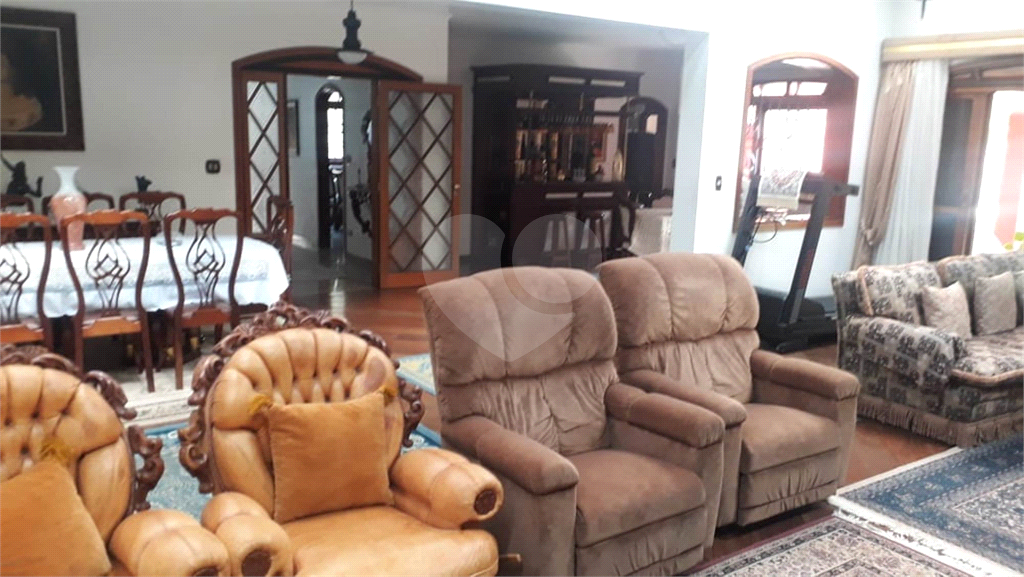 Serra da Cantareira Magnífica Casa com 1970 Metros de Terreno Aceita 70% em Permuta por Apartamento!